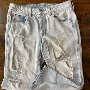 American Eagle Boycrop Jeans